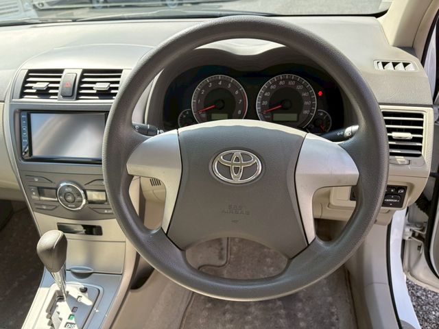 COROLLA AXIO