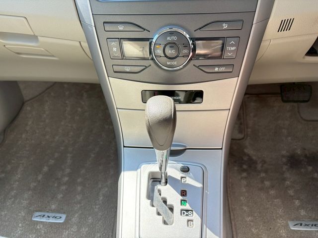COROLLA AXIO
