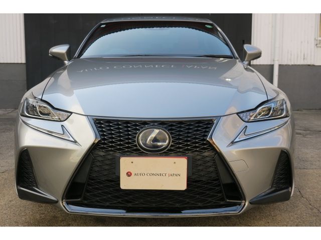 LEXUS IS300h