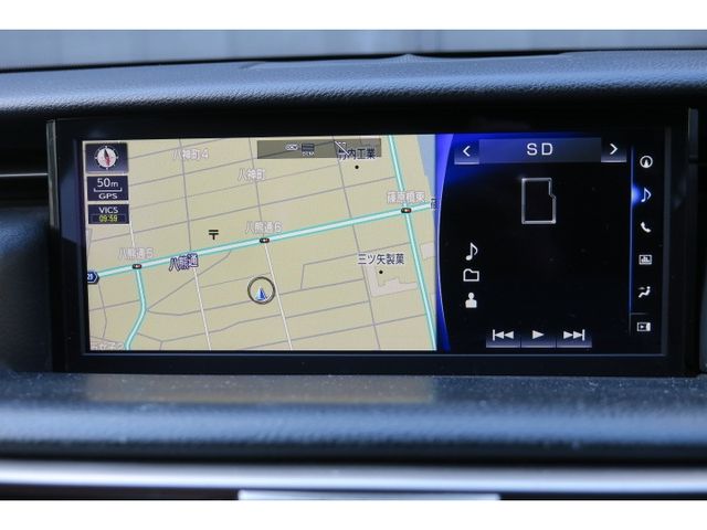 LEXUS IS300h