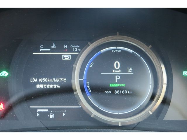 LEXUS IS300h