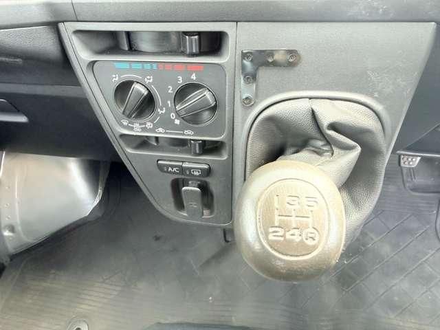 SAMBAR van 4WD