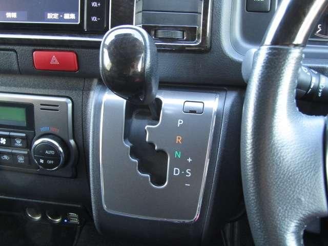 HIACE van 4WD