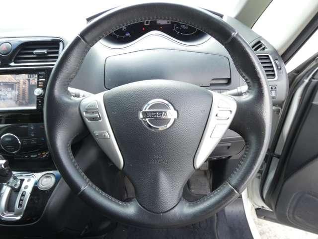 SERENA S-HYBRID 4WD