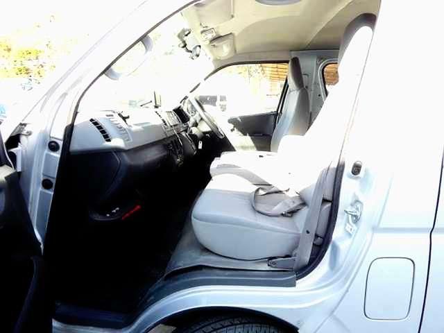 HIACE van 2WD