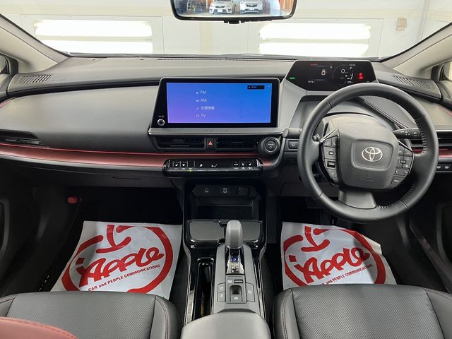 PRIUS 4WD