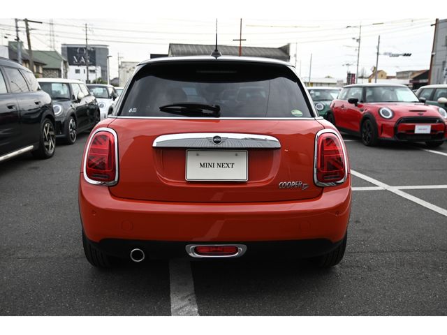 MINI COOPER D 5DOOR