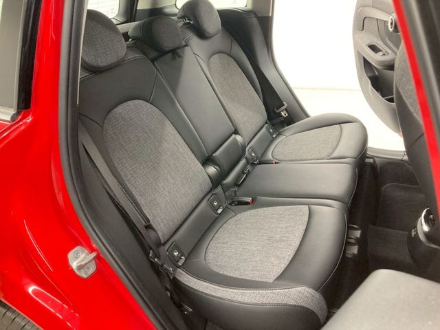 MINI COOPER D CROSSOVER