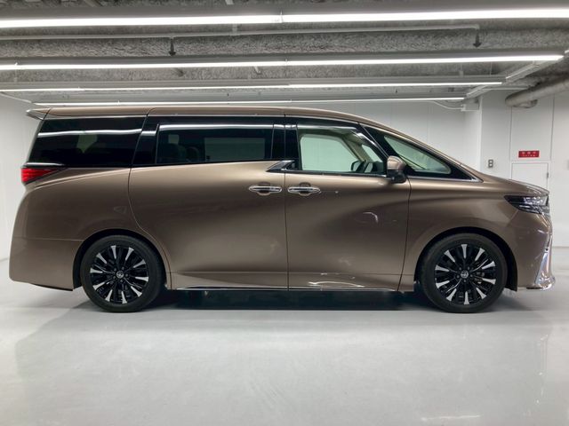 ALPHARD hybrid 4WD