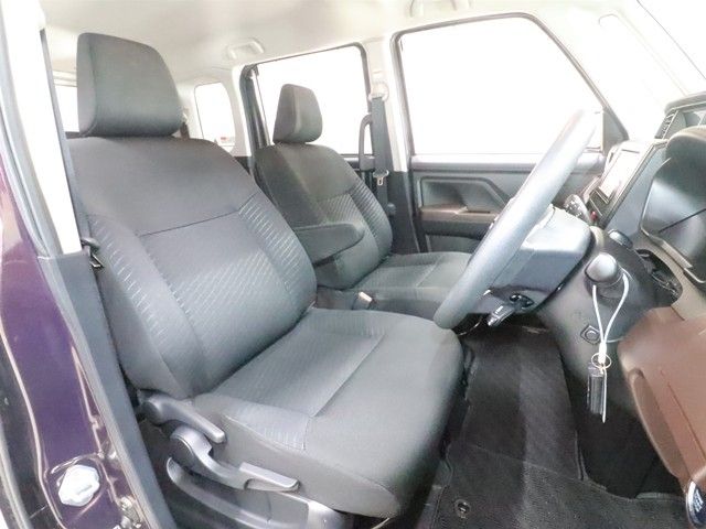 ROOMY