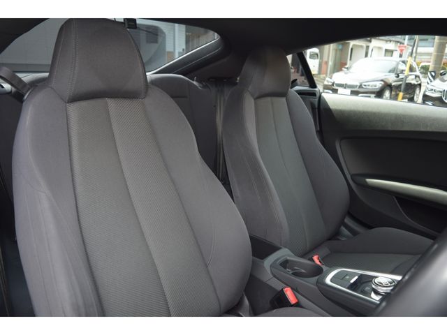 AUDI TT coupe