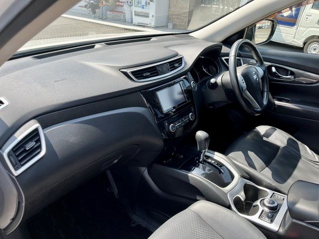 X-TRAIL 4WD