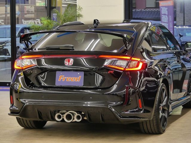 CIVIC hatchback