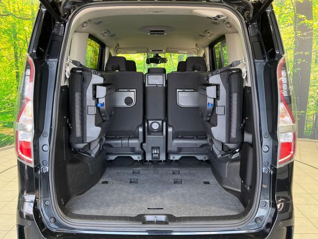 SERENA  S-HYBRID 4WD
