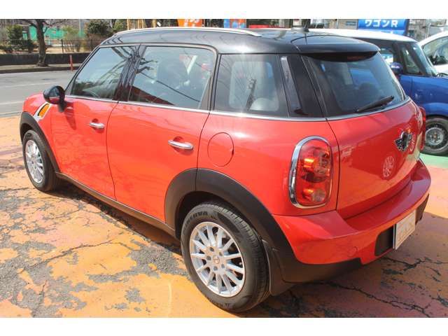 BMW MINI COOPER CROSSOVER