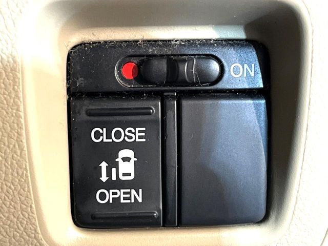 N BOX
