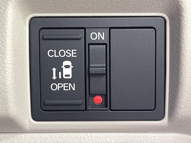 N BOX