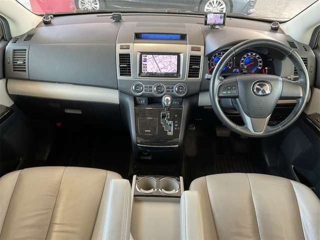 MPV