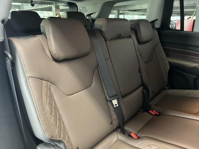 JEEP COMMANDER