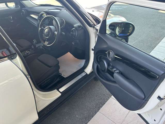 MINI COOPER 5DOOR