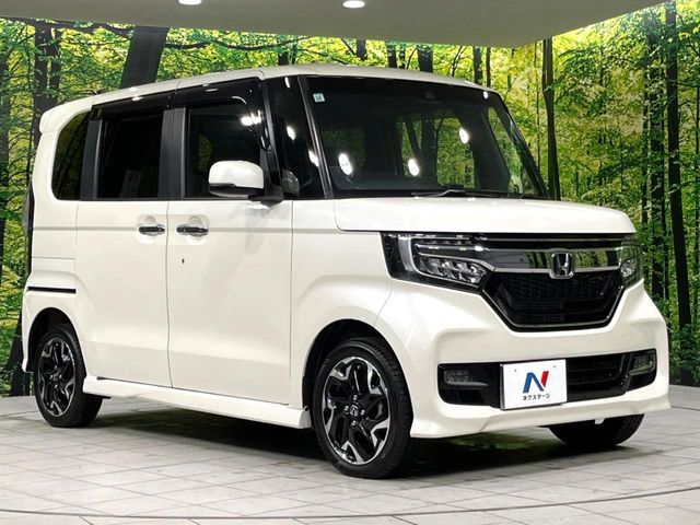 N-BOX CUSTOM 4WD