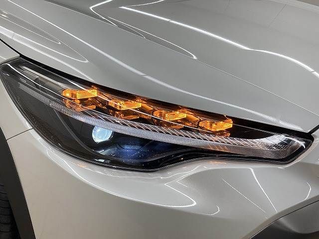 COROLLA CROSS HYBRID