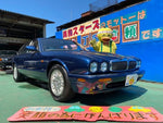 JAGUAR XJseries sedan