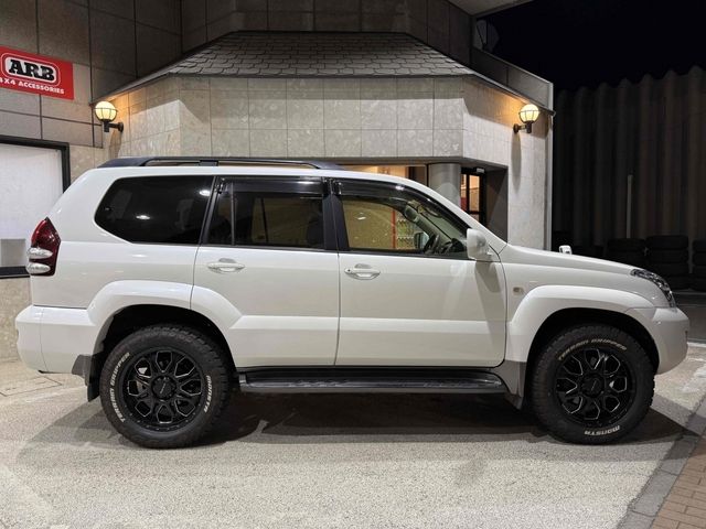 LANDCRUISER PRADO