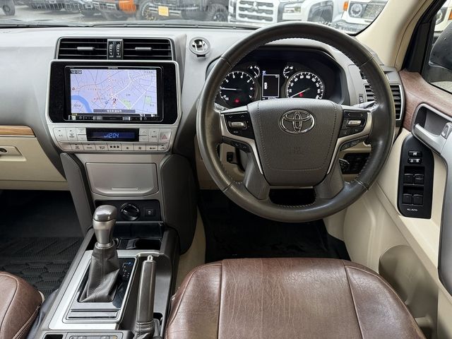 LANDCRUISER PRADO