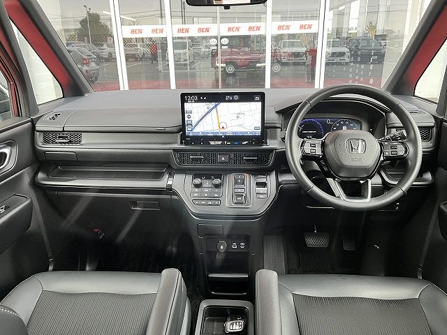 STEPWAGON e:HEV SPADA