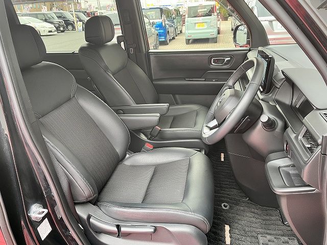 STEPWAGON e:HEV SPADA