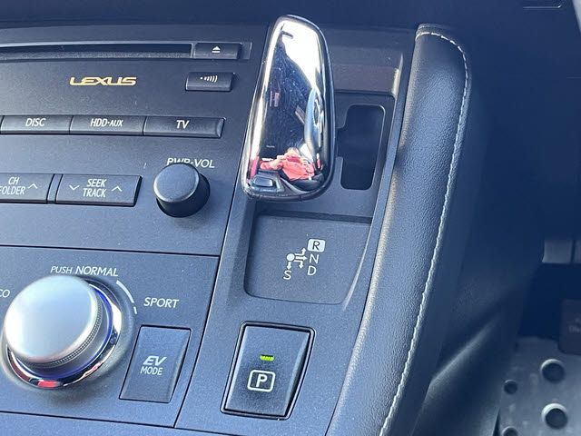 LEXUS CT200h