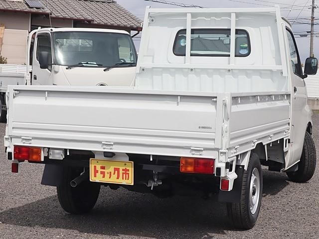 LITEACE truck 2WD
