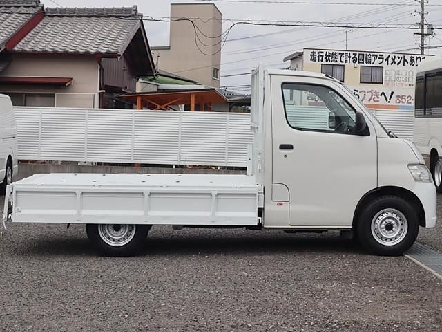 LITEACE truck 2WD