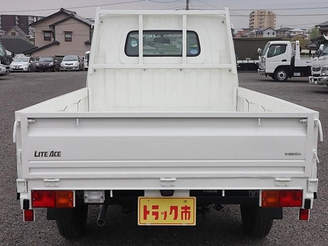 LITEACE truck 2WD
