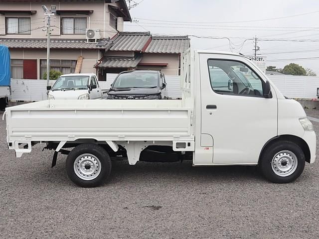 LITEACE truck 2WD