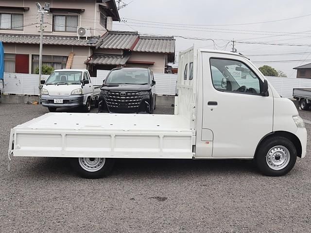 LITEACE truck 2WD