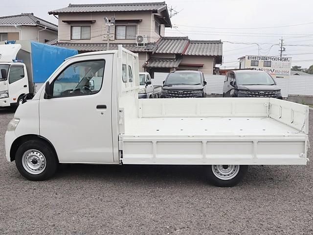 LITEACE truck 2WD