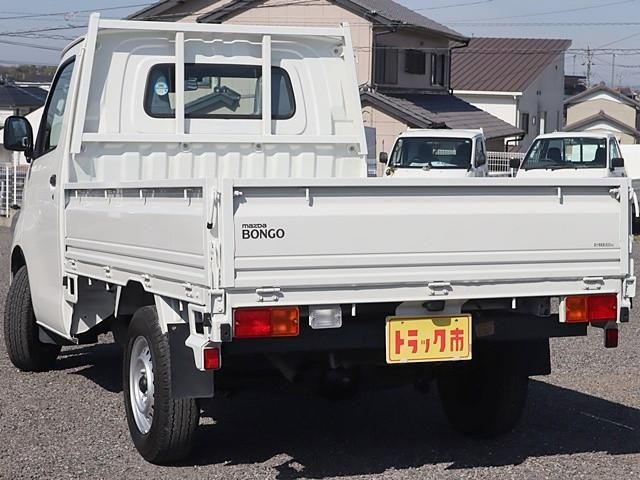 BONGO truck 2WD