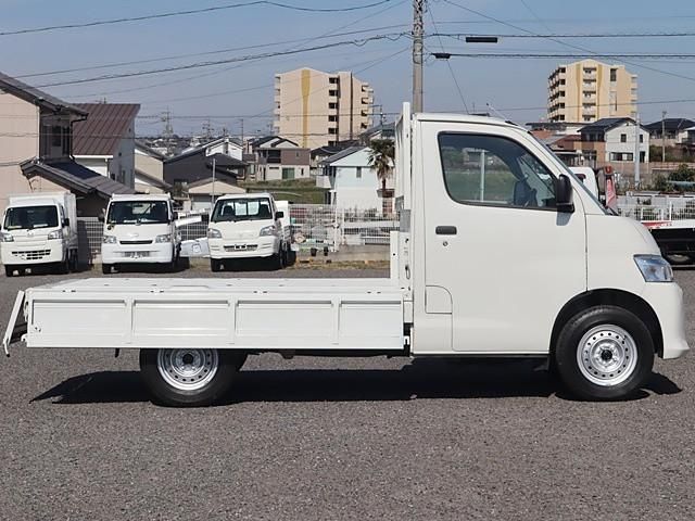 BONGO truck 2WD