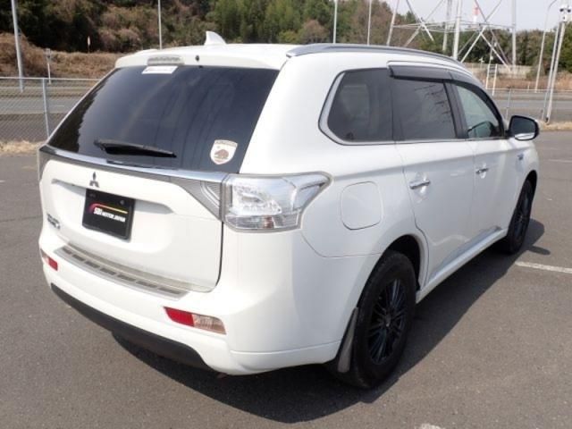 OUTLANDER PHEV