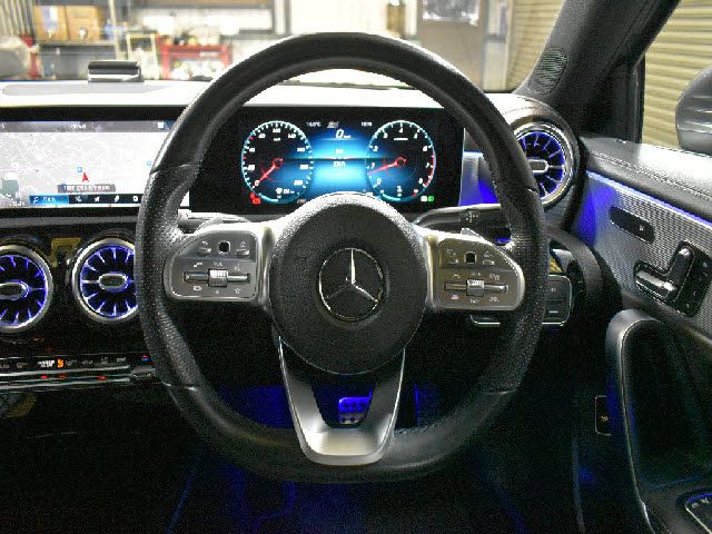 MERCEDES BENZ A class sedan