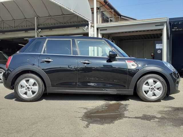 MINI ONE 5DOOR