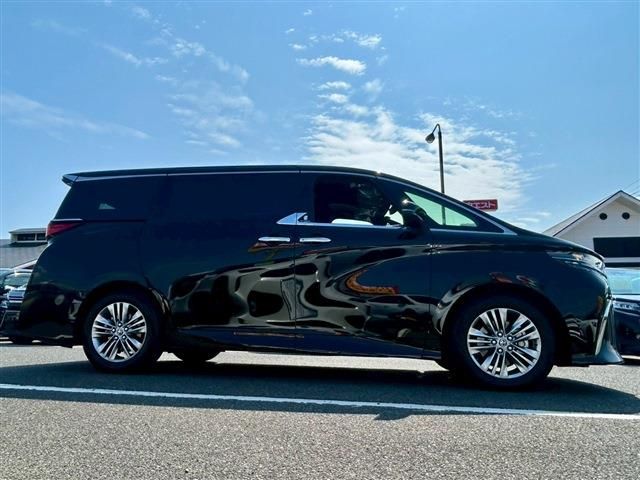 ALPHARD hybrid