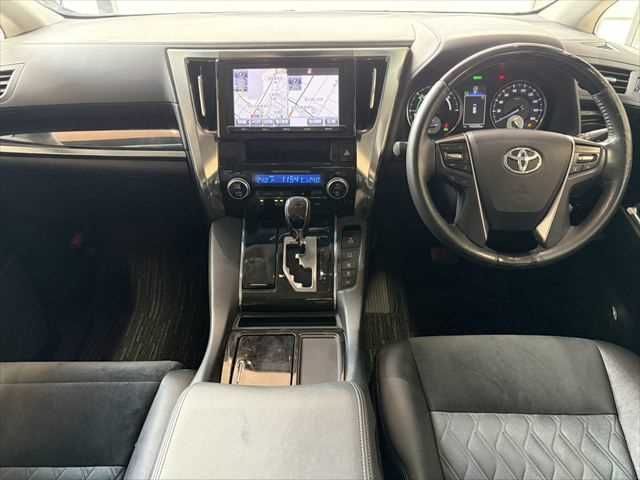 VELLFIRE HYBRID 4WD