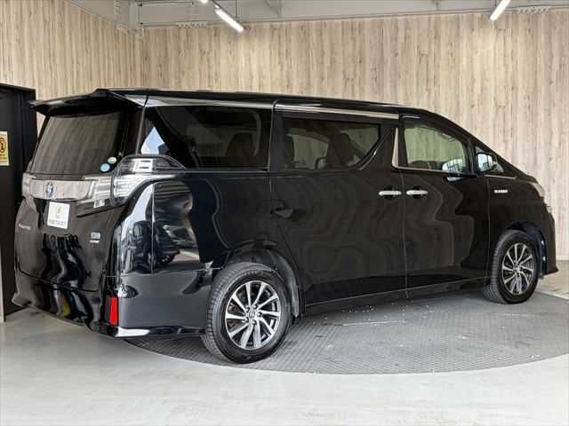 VELLFIRE HYBRID 4WD