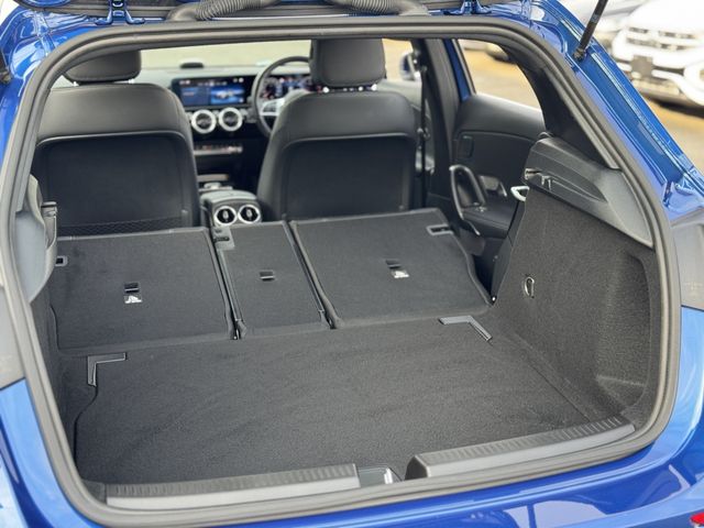 MERCEDES BENZ A class