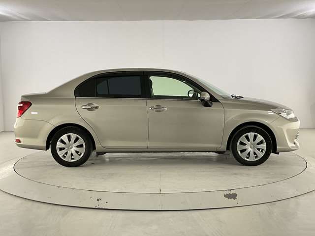 COROLLA AXIO