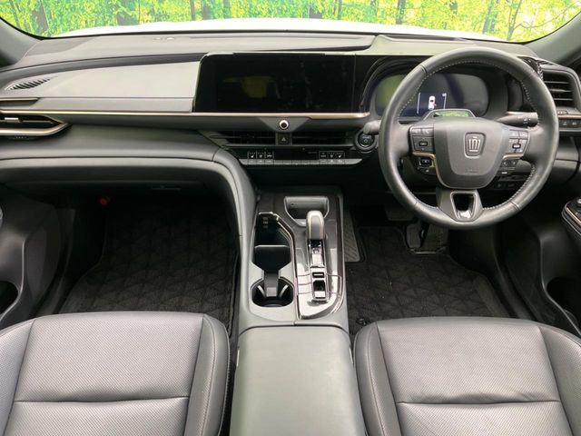 CROWN SPORT