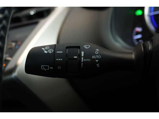 LEXUS NX300h